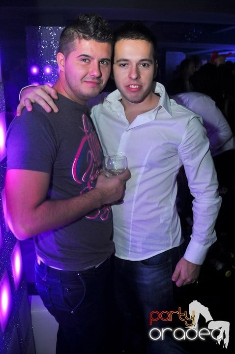 Petrecere în Life Club, 