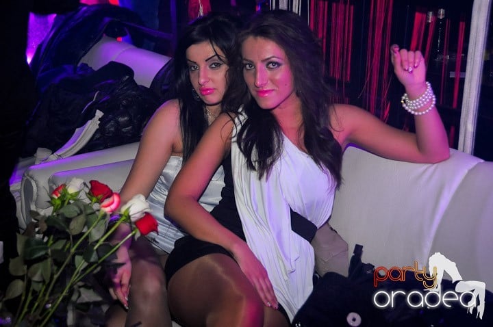 Petrecere în Life Club, 