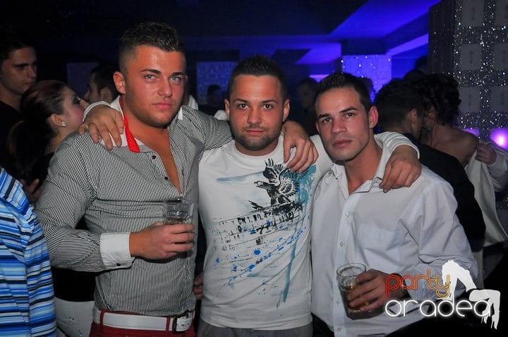 Petrecere în Life Club, 