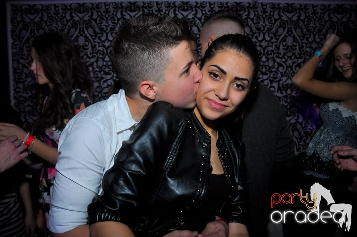 Petrecere în Life Club, 