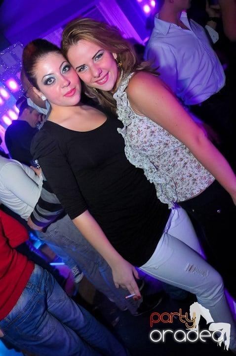 Petrecere în Life Club, 