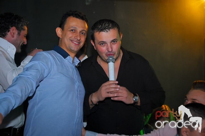 Petrecere în Life Club, 