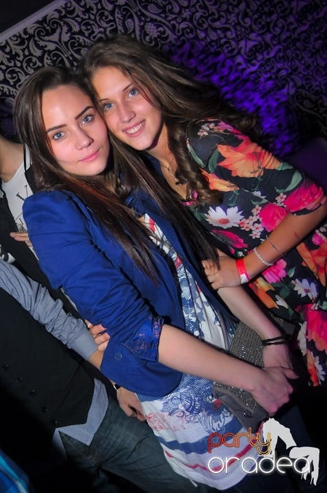 Petrecere în Life Club, 