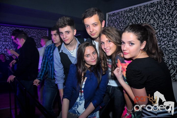 Petrecere în Life Club, 