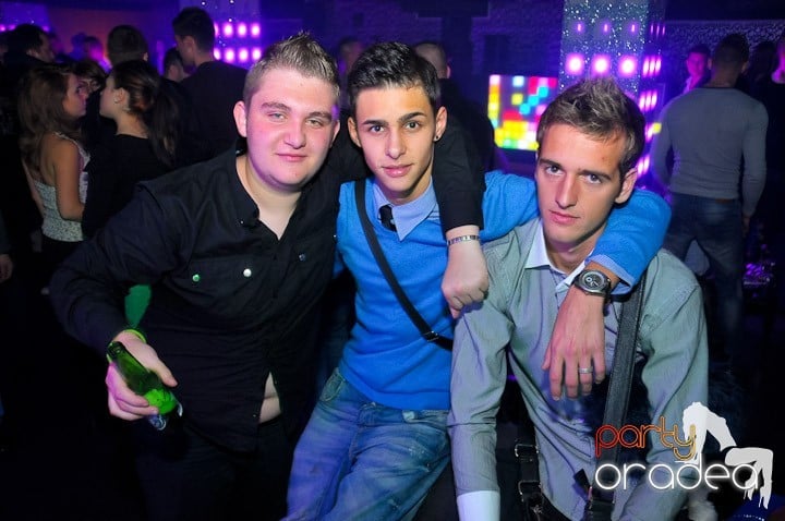 Petrecere în Life Club, 