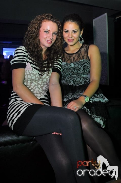 Petrecere în Life Club, 