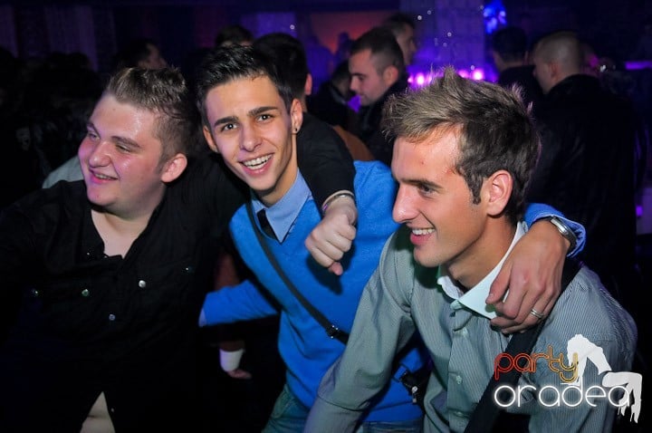 Petrecere în Life Club, 