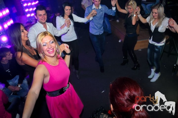 Petrecere în Life Club, 