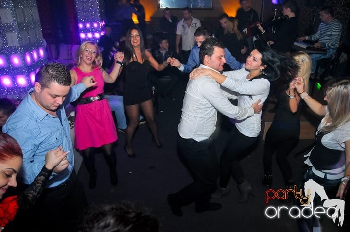 Petrecere în Life Club, 