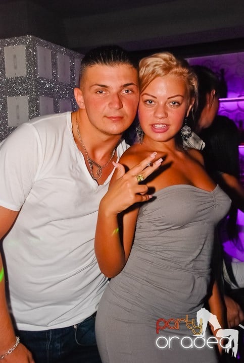 Petrecere în Life Club, 