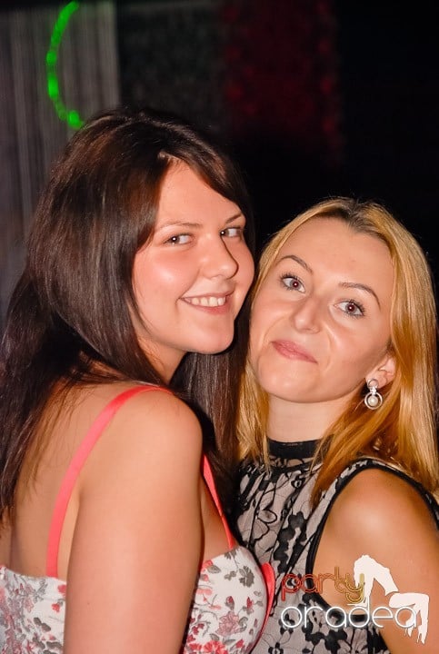 Petrecere în Life Club, 