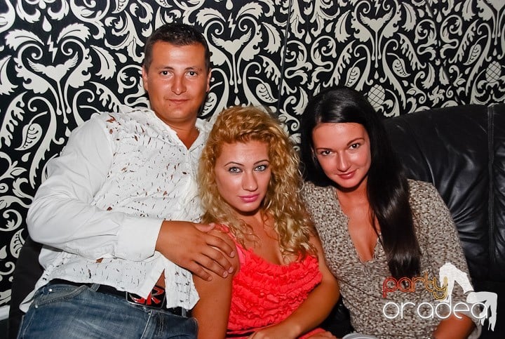 Petrecere în Life Club, 