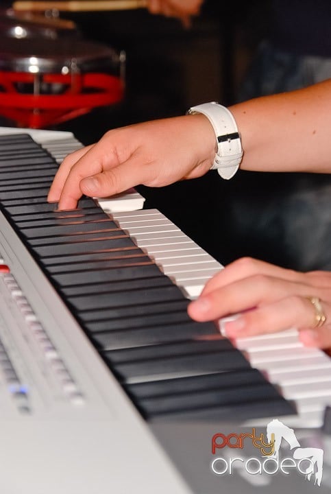 Petrecere în Life Club, 