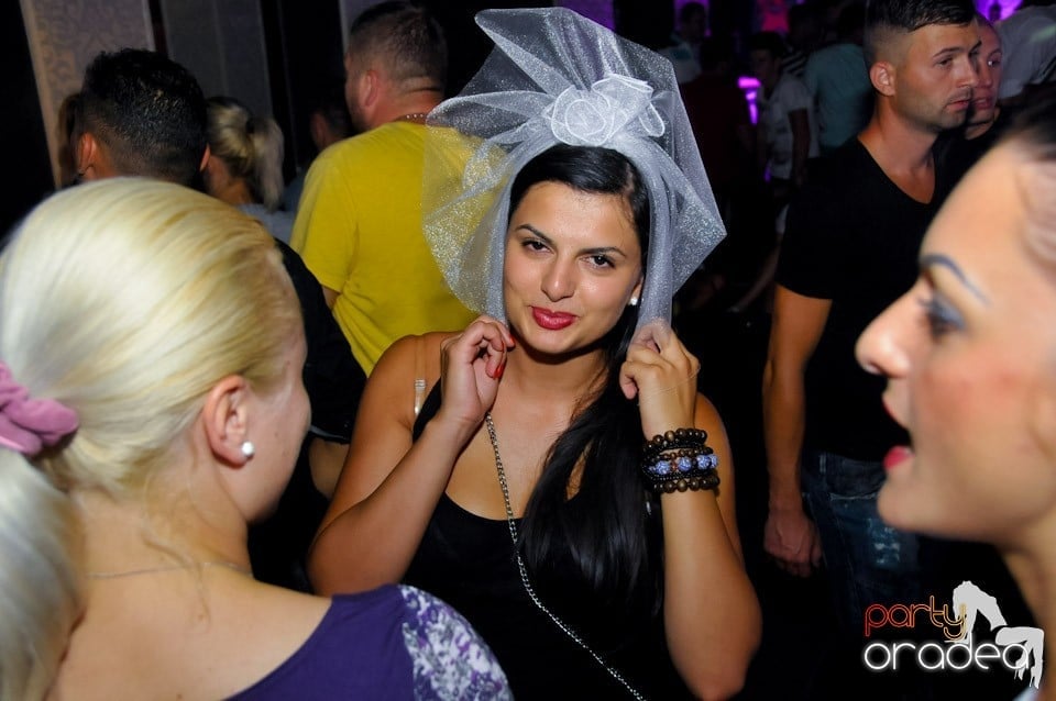 Petrecere în Life cu Blaga,