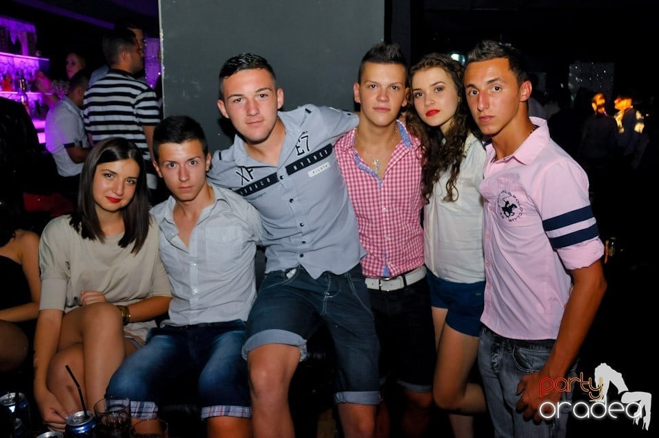 Petrecere în Life cu Blaga,