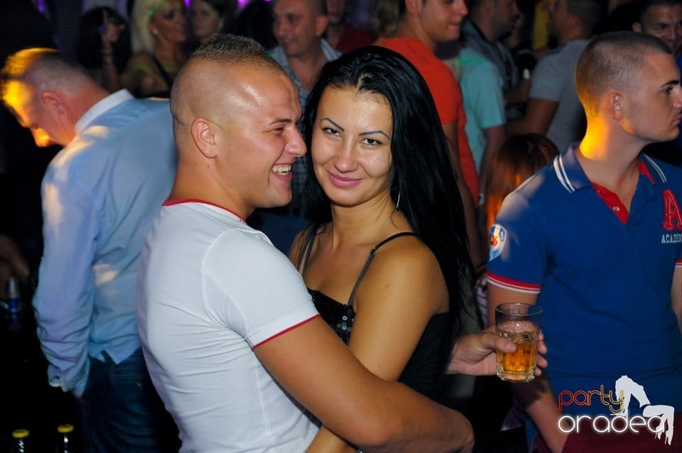 Petrecere în Life cu Blaga,