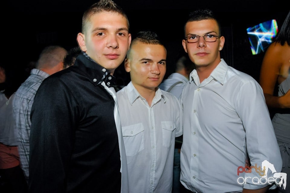 Petrecere în Life cu Blaga,