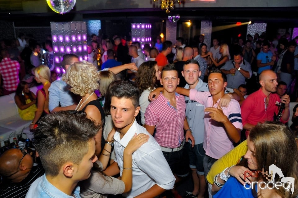 Petrecere în Life cu Blaga,