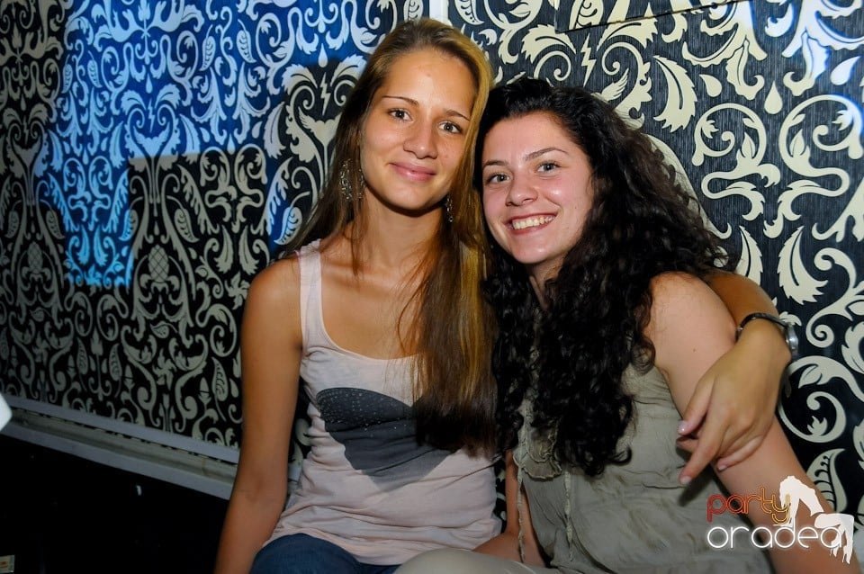 Petrecere în Life cu Blaga,