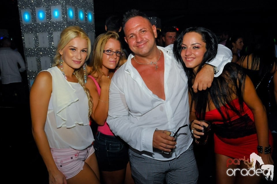 Petrecere în Life cu Blaga,