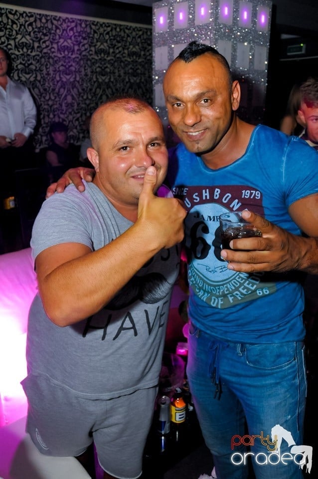 Petrecere în Life cu Blaga,