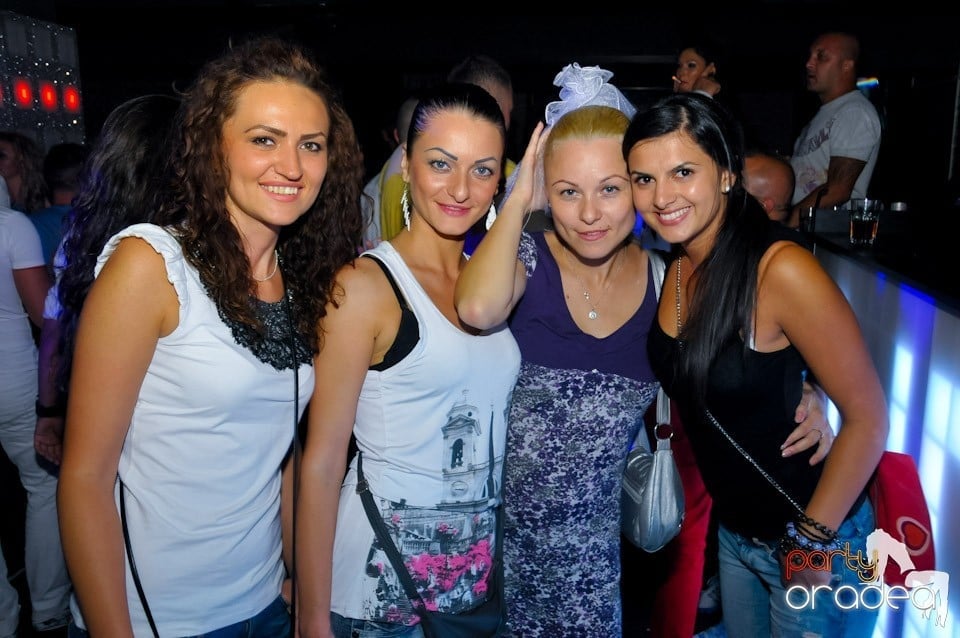 Petrecere în Life cu Blaga,