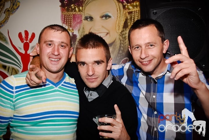 Petrecere în Rio Club, 