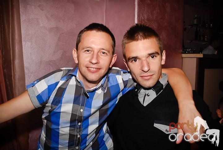 Petrecere în Rio Club, 