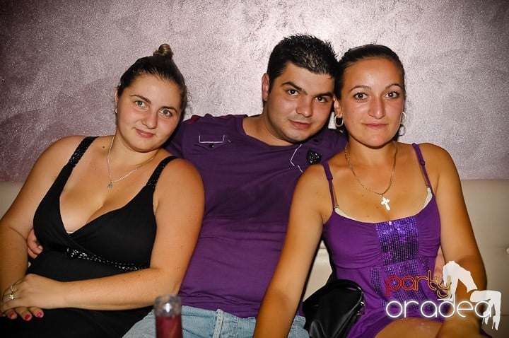 Petrecere în Rio Club, 