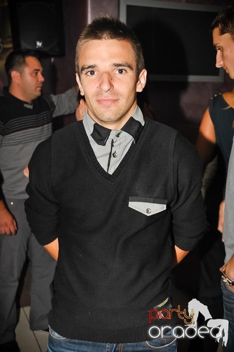 Petrecere în Rio Club, 