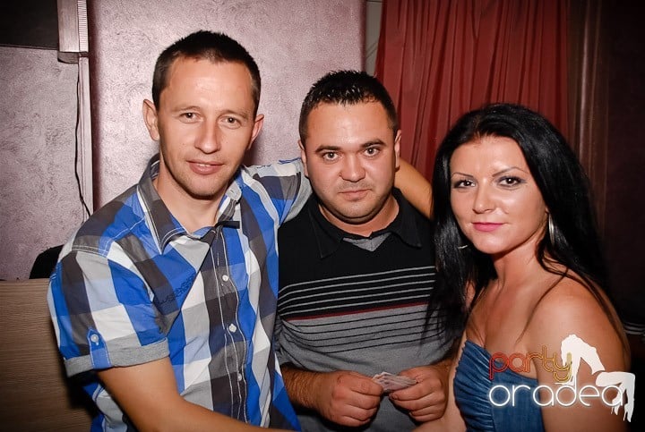 Petrecere în Rio Club, 