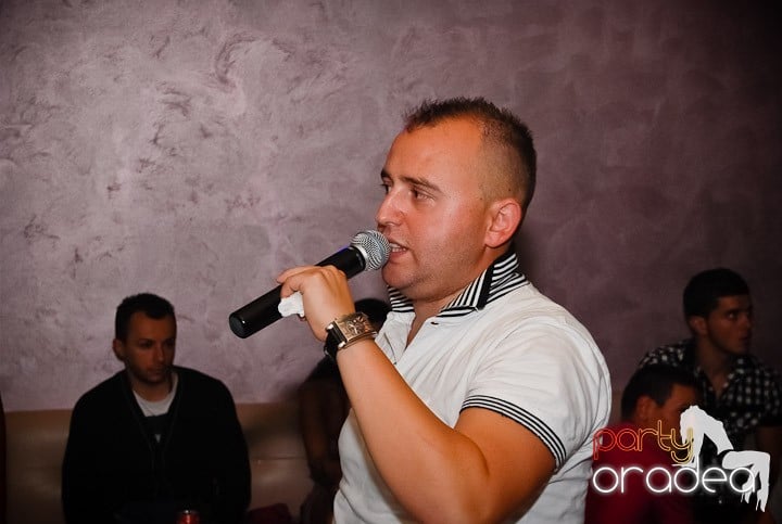 Petrecere în Rio Club, 