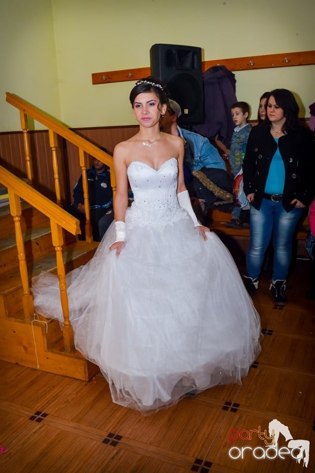Petrecere în Sălard, Sălard