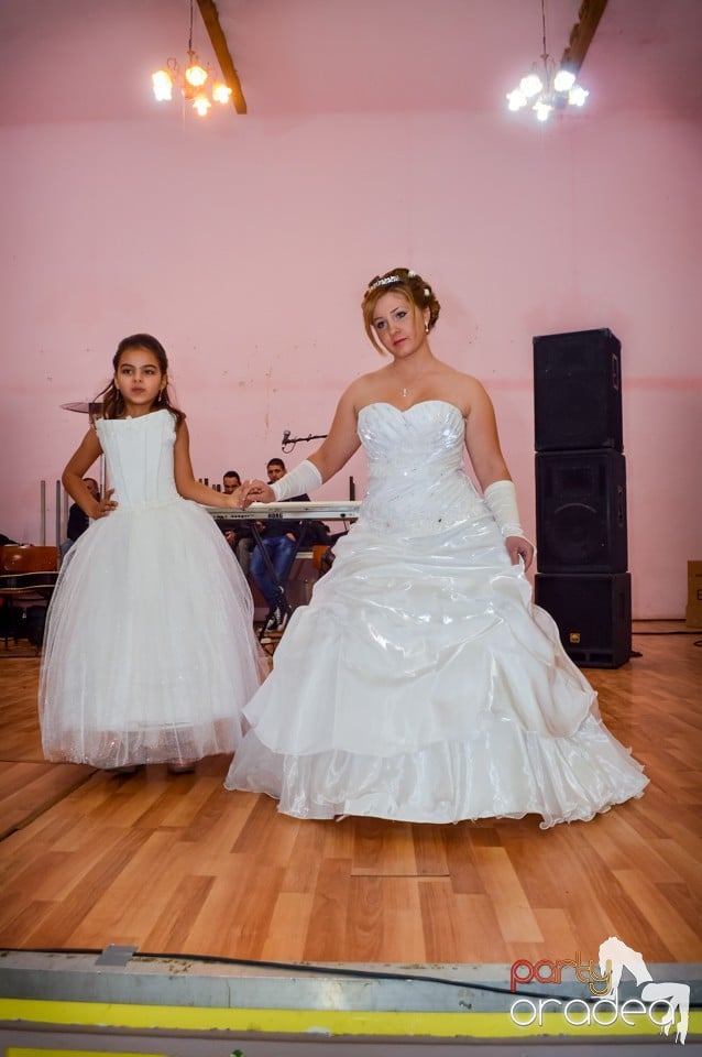 Petrecere în Sălard, Sălard