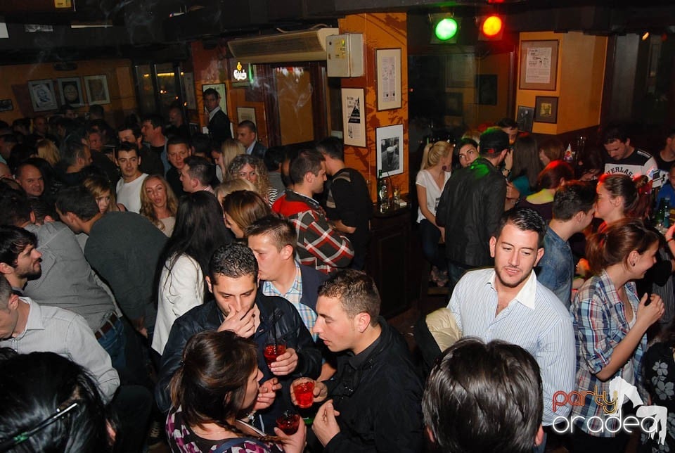 Petrecere incendiară în Lord's Pub Oradea, Lord's Pub