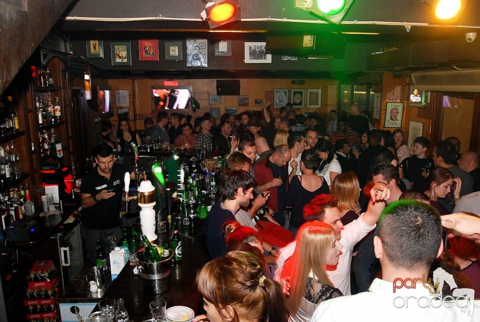Petrecere incendiară în Lord's Pub Oradea, Lord's Pub
