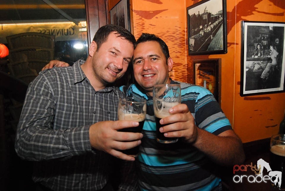 Petrecere incendiară în Lord's Pub Oradea, Lord's Pub