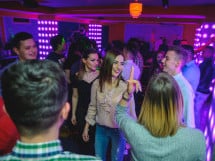 Petrecere în Club Life