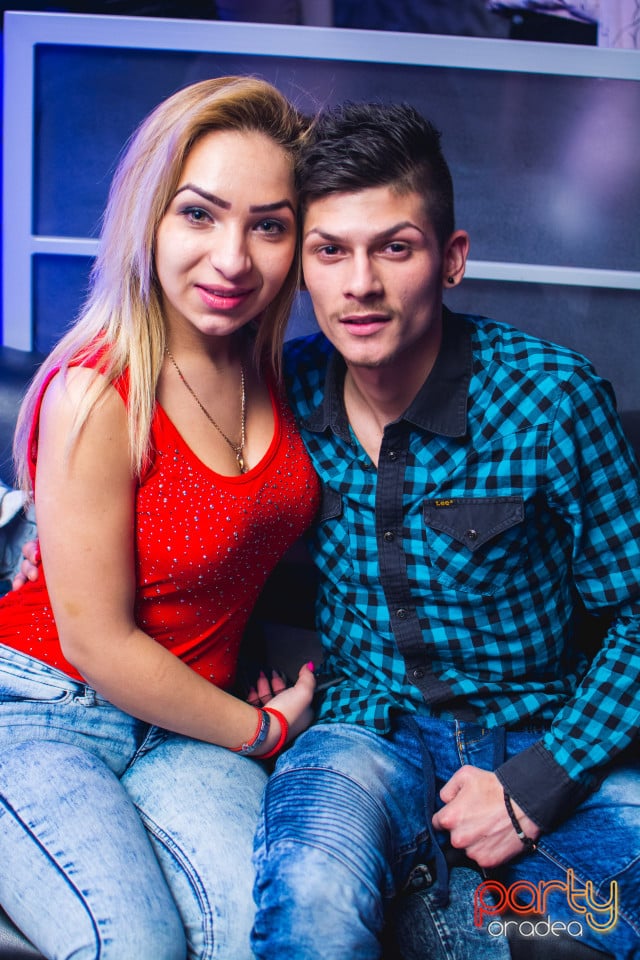 Petrecere în Club life, 