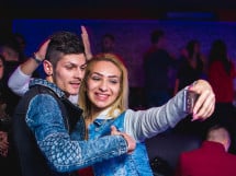 Petrecere în Club life