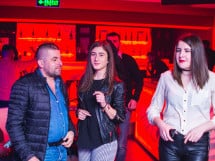 Petrecere în Club life