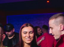 Petrecere în Club life