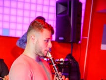 Petrecere în Club Life