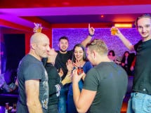 Petrecere în Club Life