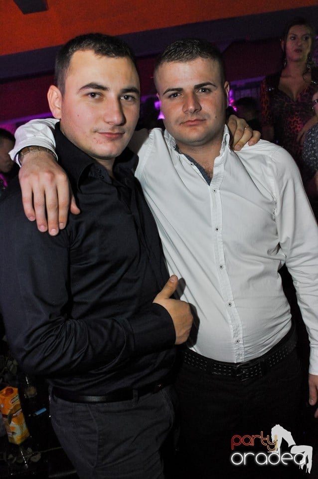 Petrecere până dimineaţa în Life,
