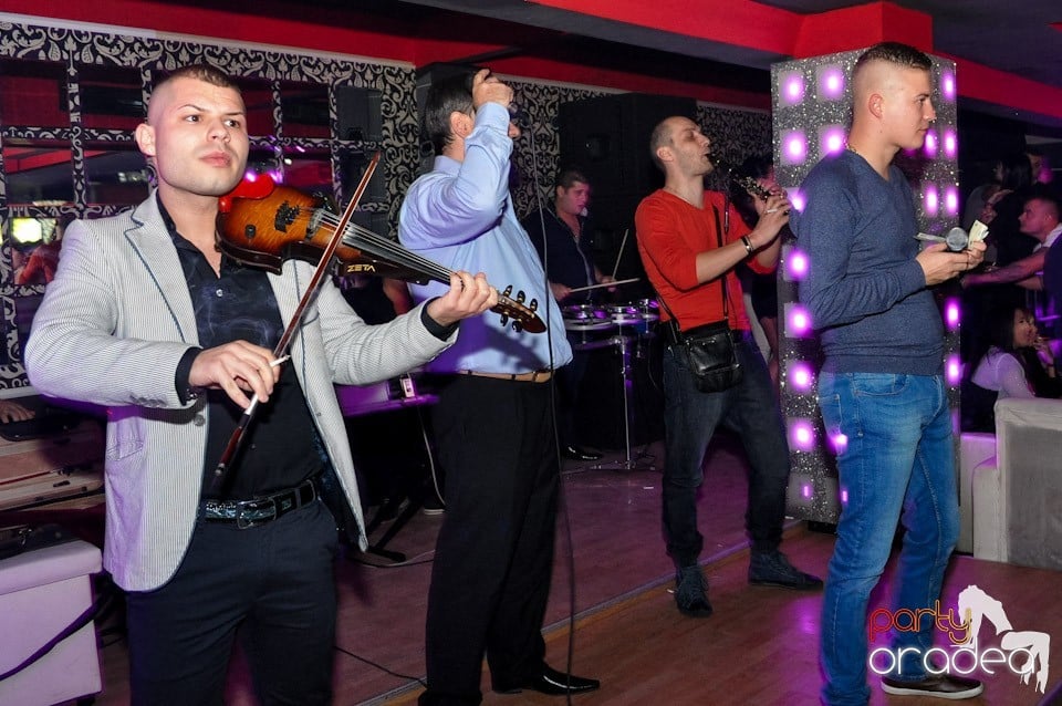 Petrecere până dimineaţa în Life,