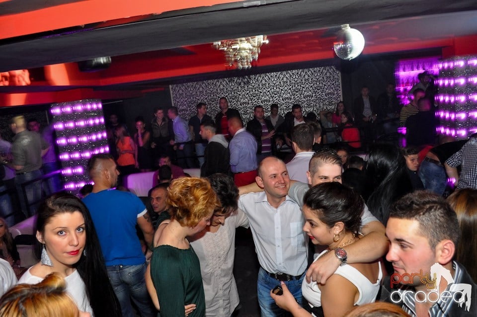 Petrecere până dimineaţa în Life,