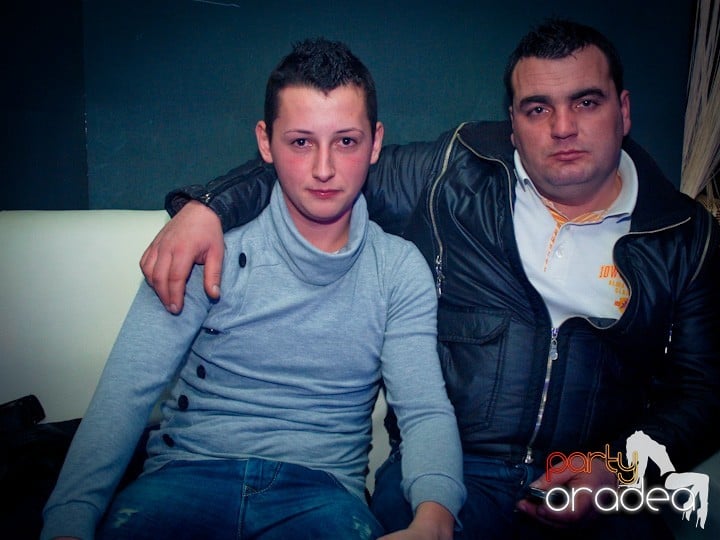Petrecerea continuă în Club Life,
