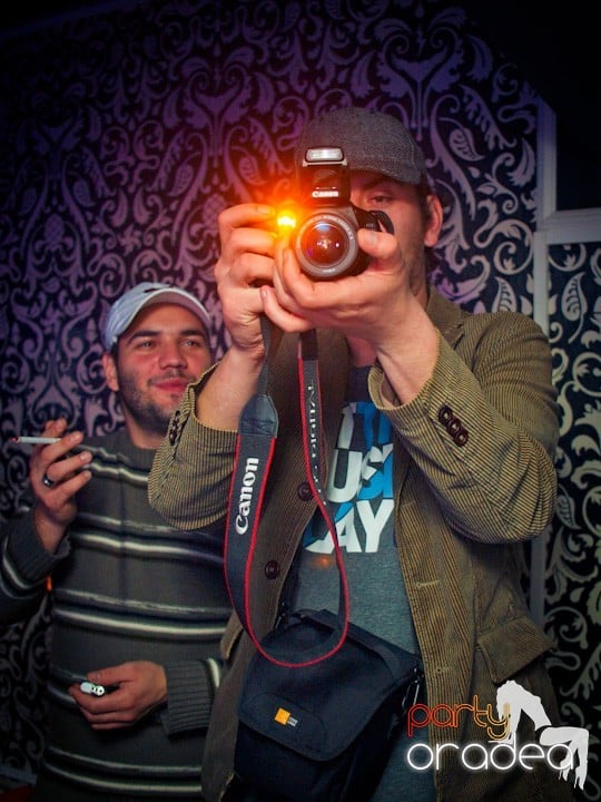 Petrecerea continuă în Club Life,