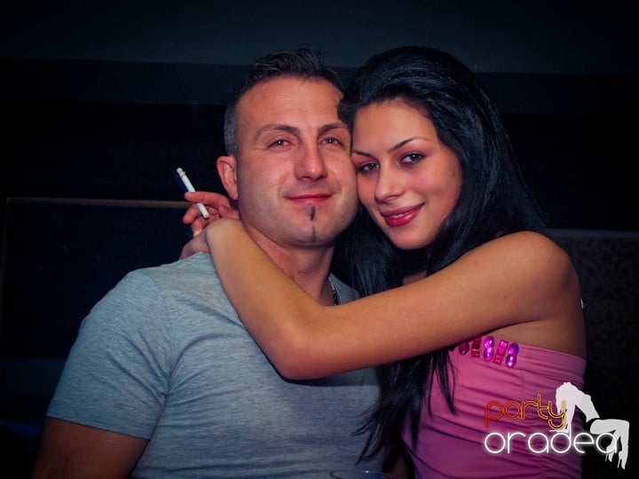 Petrecerea continuă în Club Life,